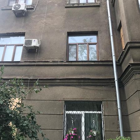 2-Х Квартира Поруч З Сумською, Госпіталь, Парк Центральний Harkiv Dış mekan fotoğraf